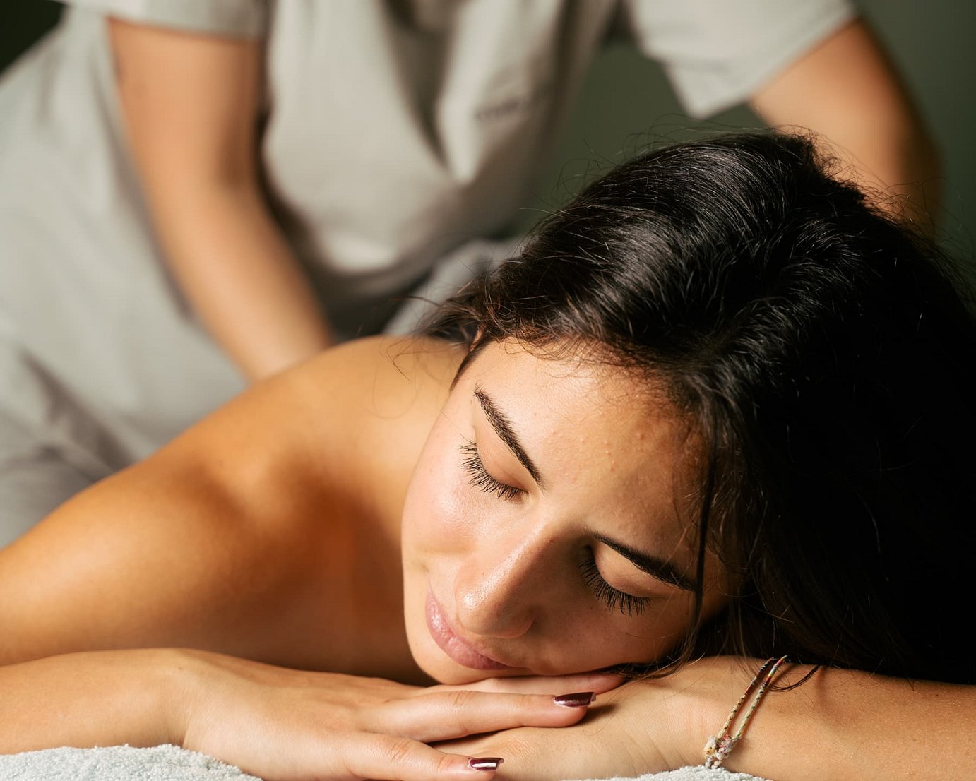 CELLULITE SHAPING MASSAGE