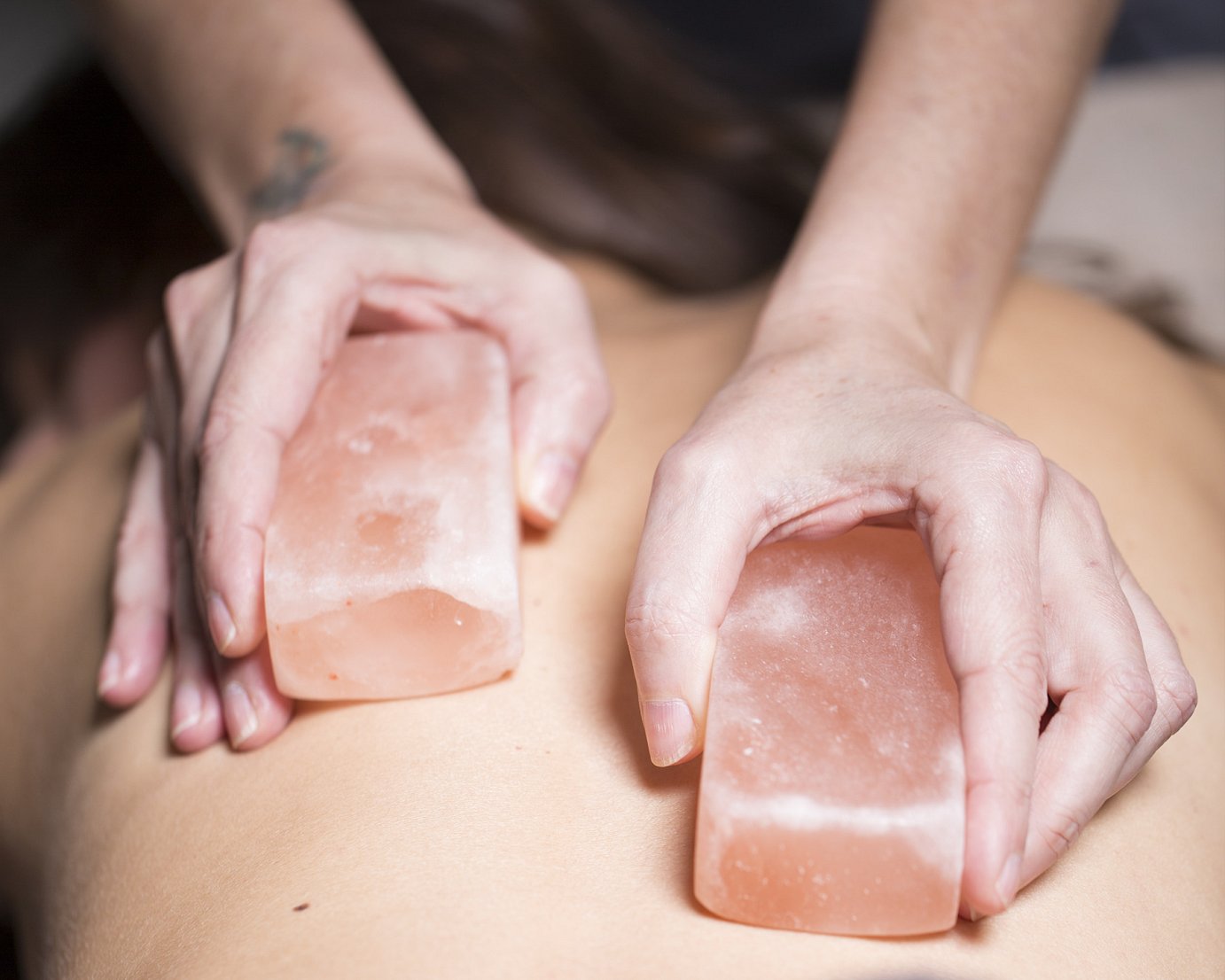 SALT MASSAGE